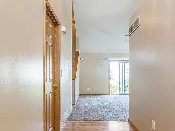 3rd image of 8845 Meadow Grass Ln
