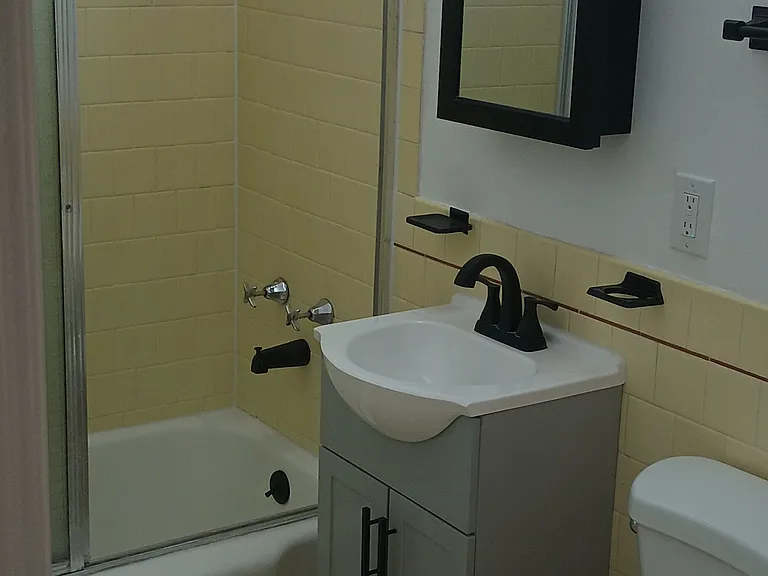 677 N Daniel Way — Photo 10