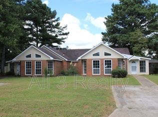 2140 Meadowview Ct SE, Conyers, GA 30013
