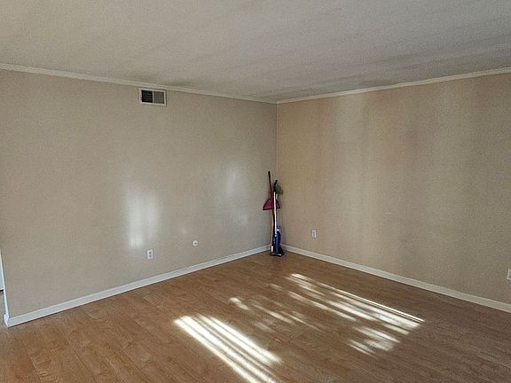 3rd image of 11491 Garnet Way APT 1