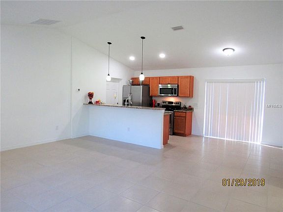 3rd image of 1671 Nora Ln