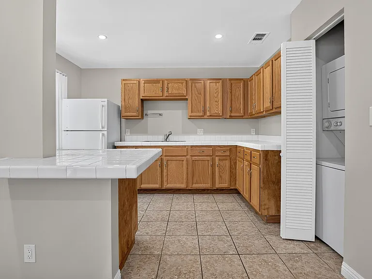 5332 Denny Ave #2 — Photo 7