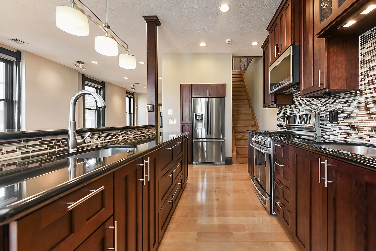 344 E 8th Ave #1 photo 1