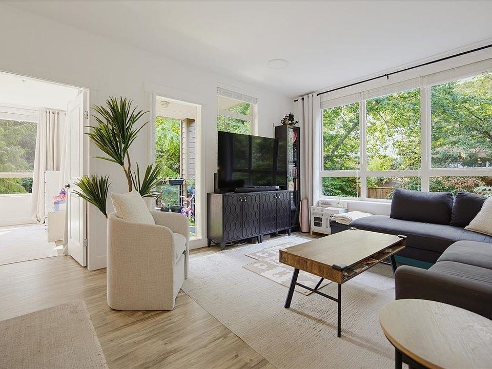 1st image of 15918 26th Ave #221