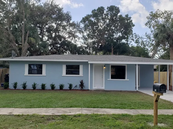 1011 English St, Titusville, FL 32796
