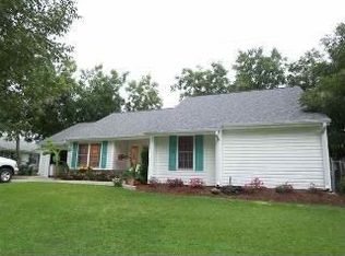 201 Wedgewood Dr, Jacksonville, NC 28546