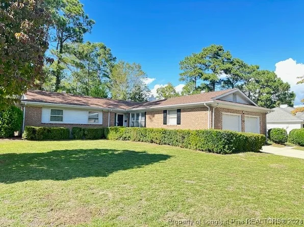 1613 Banbury Dr, Fayetteville, NC 28304