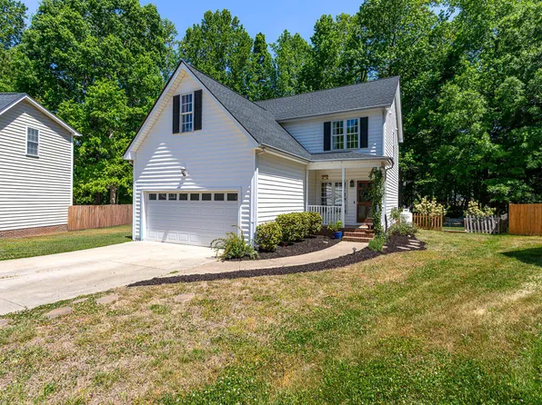 920 Lotus Ln, Wake Forest, NC 27587
