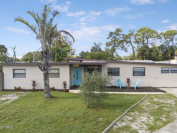 2nd image of 3220 Citrus Ct