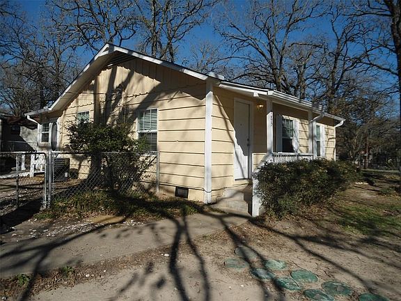 3rd image of 185 Hickory Trl