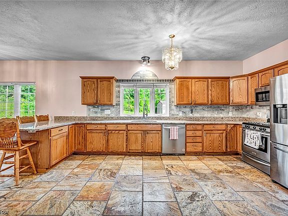 2nd image of 734 McRoberts Ave