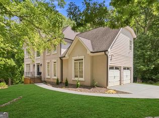 3302 Connemara Trce, Lawrenceville, GA 30044