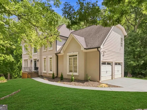3302 Connemara Trce, Lawrenceville, GA 30044