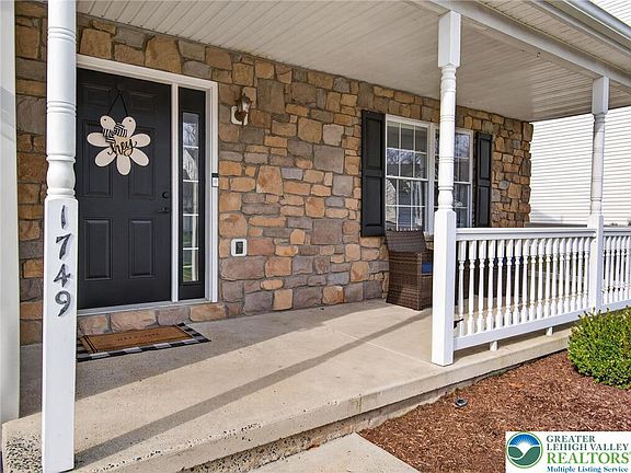 4th image of 1749 Red Bud Rd