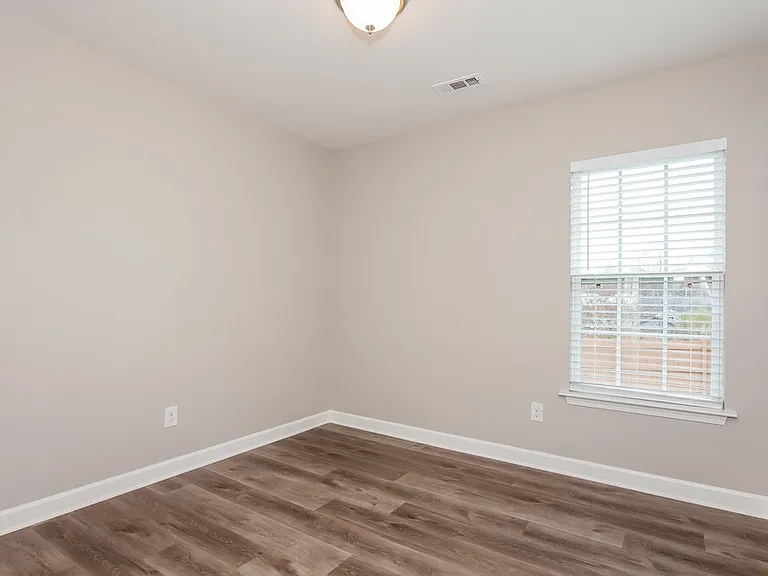 4709 Brewer Dr — Photo 14