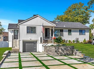 1307 Mossbank Rd, Point Pleasant Beach, NJ 08742