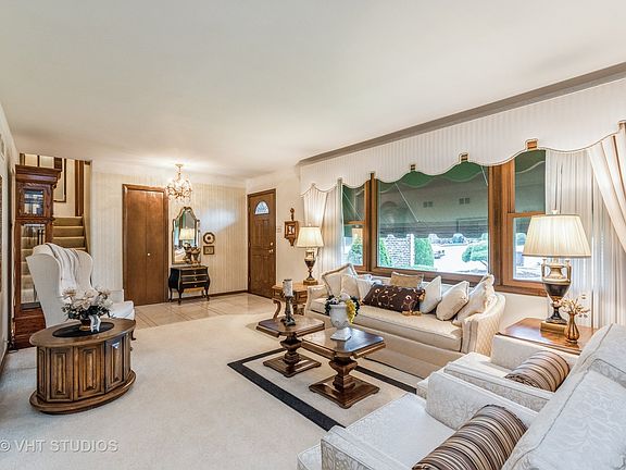 3rd image of 14033 Clearview Dr
