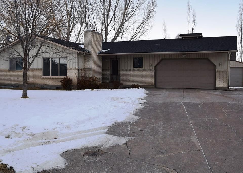 1st image of 355 N Opal Cir