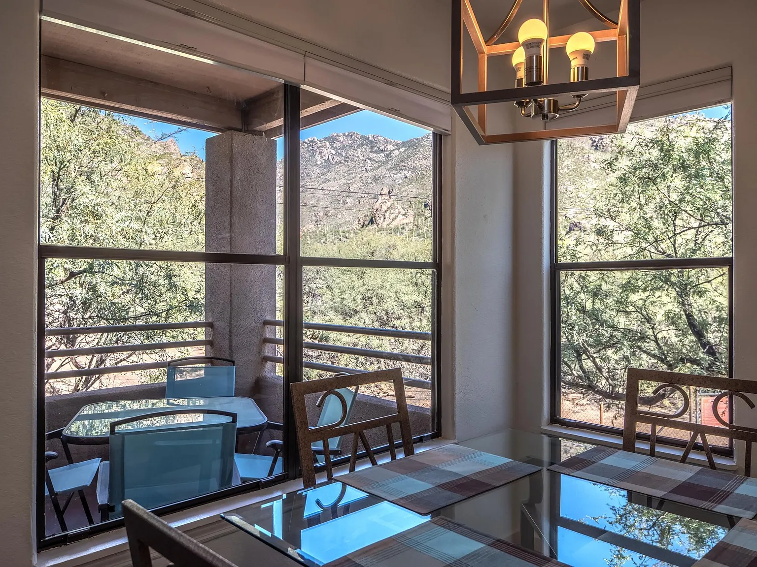 1 bed, 1.0 bath, 716 sqft, $1,500 — Photo 2