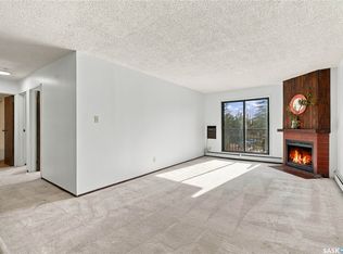 802A KINGSMERE Boulevard #305, Saskatoon, SK S7J 4B7