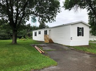 8 Raasch Rnch, Zumbrota, MN 55992