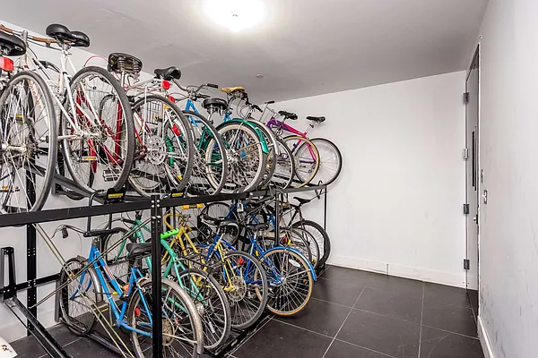 Rented by Nooklyn NYC LLC | media 25