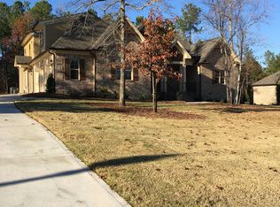 107 Freedom Dr, Forsyth, GA 31029