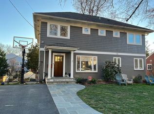 4704 Edgefield Rd, Bethesda, MD 20814