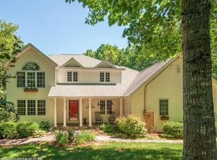 265 Melvin Heights Rd, Camden, ME 04843