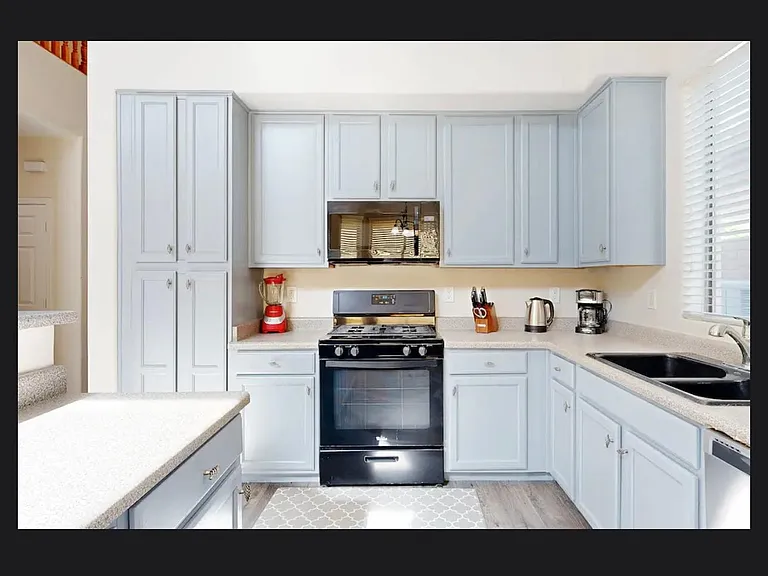 2429 W Red Range Way — Photo 36