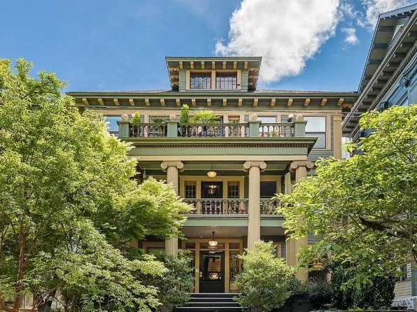 2076 NW Kearney St APT 4, Portland, OR 97209