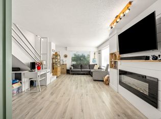 1883 & 1885 England Ave, Courtenay, BC