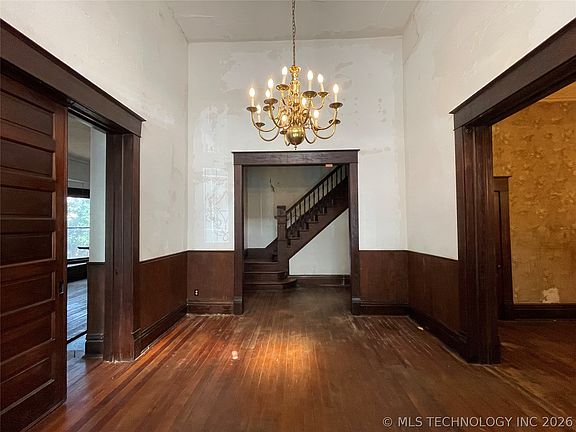 5th image of 1110 Boston St