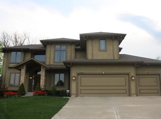 19009 W 98th Ter, Lenexa, KS 66220