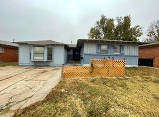 2300 Sandra Dr, Midwest City, OK 73110