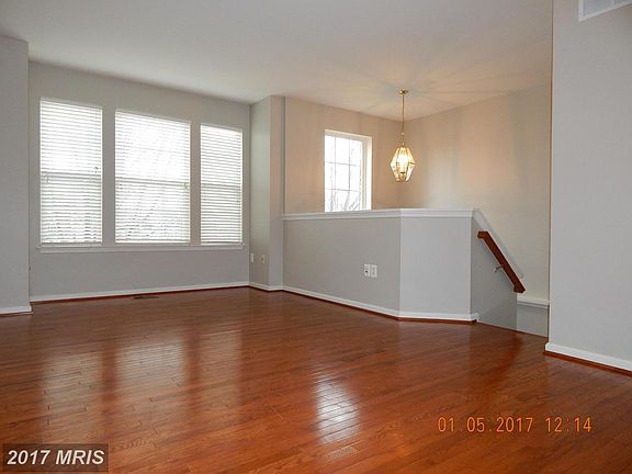 3rd image of 1304 Wilcox Ave