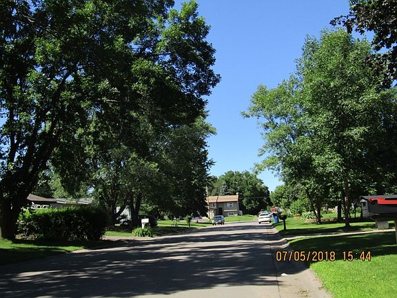 4th image of 7557 Idaho Ave N