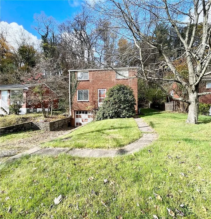 420 Janice Dr photo 1