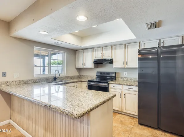 812 W KIOWA Circle, Mesa, AZ 85210