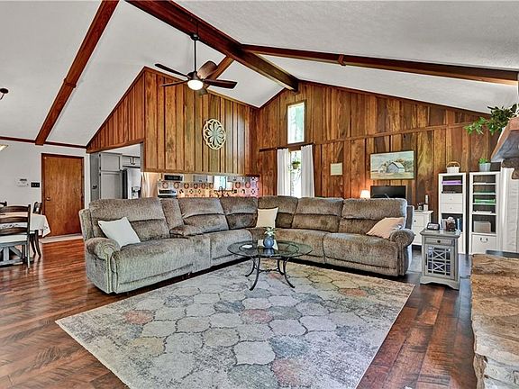 4th image of 8334 Dove Ct