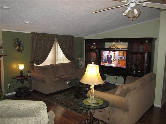 2nd image of 11075 Sapling Dr