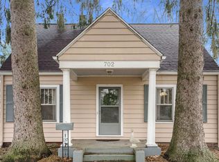 702 Pinehurst Blvd, Kalamazoo, MI 49006