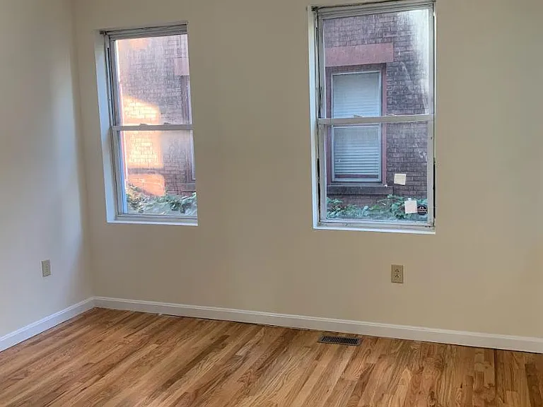 63 Hungerford St — Photo 5
