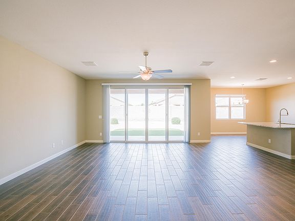 3rd image of 30334 W Columbus Ave