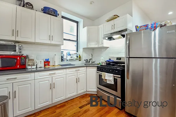 Rented by BLU Real Estate | media 25