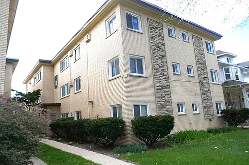 828 N Austin Blvd #3SW Photo 1