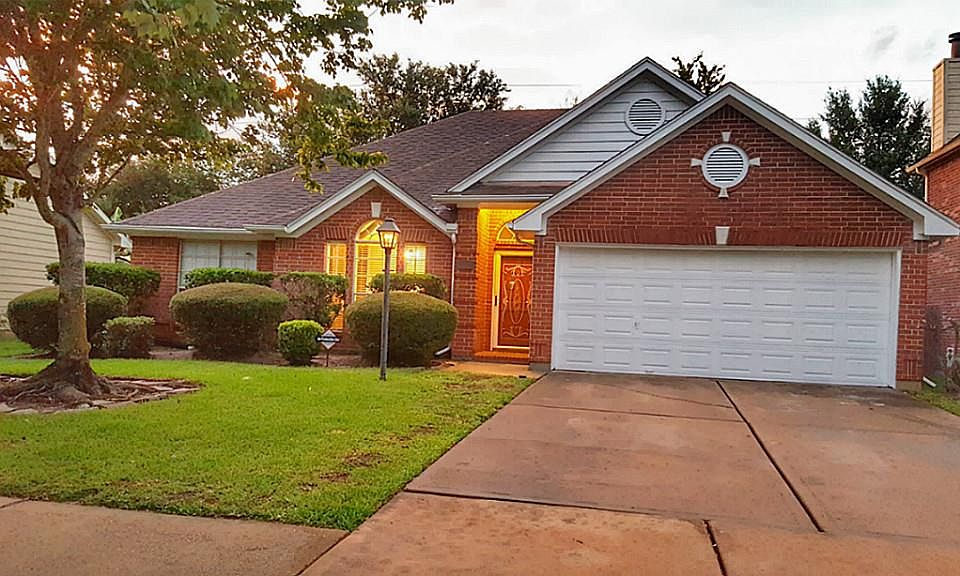 1st image of 21702 Wildcroft Dr