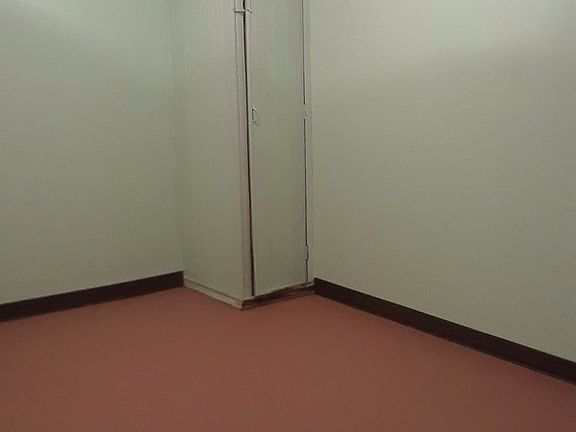 5th image of 2142 Elkridge Ln
