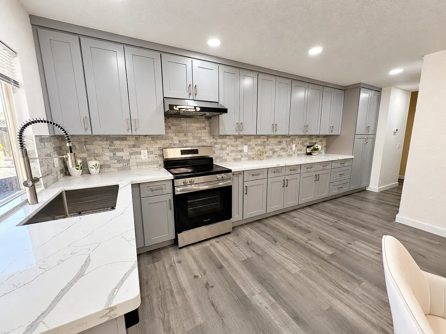 Stunning Remodeled 4 Bedroom Home in San Ramon — Photo 4