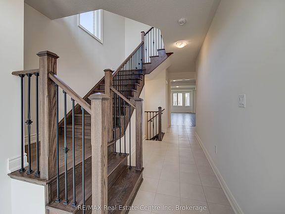 5th image of 154 Attwater Dr